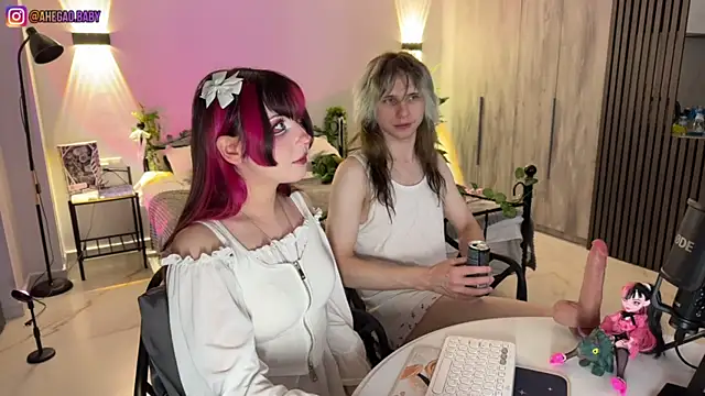 Snapshot of h3ntai_baby chatting on July 2026 06:32:01 PM h3ntai baby online show from July 2026 06:32:01 PM