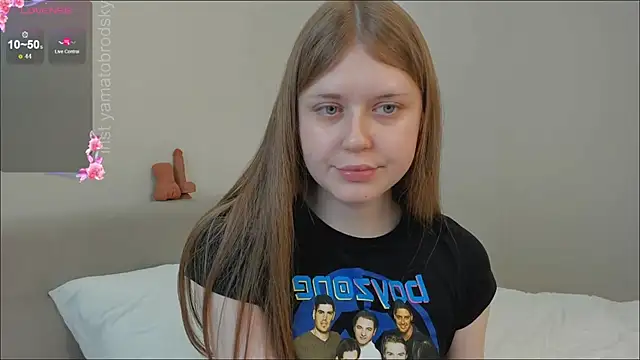 Snapshot of YamatoBrodsky chatting on October 2025 10:20:02 PM YamatoBrodsky online show from October 2025 10:20:02 PM