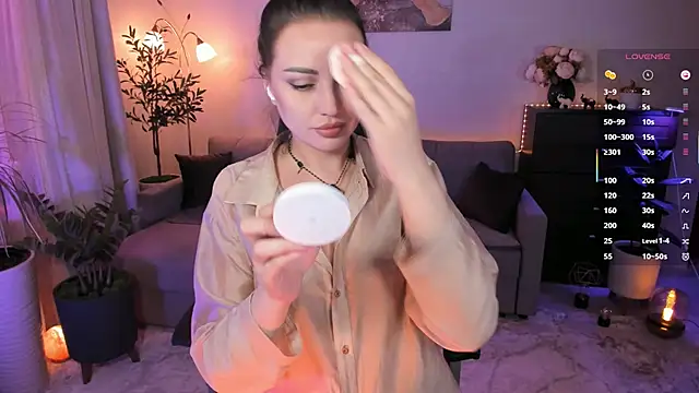 Viki Bellson online show from March 2026 07:03:01 PM