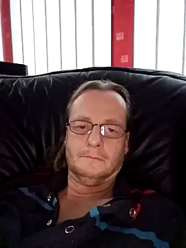 namorreyeb1 online show from December 2024 03:05:01 PM