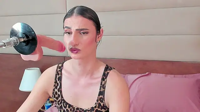 shantall skinny online show from October 2025 03:40:02 AM