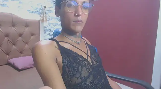 Snapshot of Dayana_20cm chatting on March 2025 11:26:01 PM Dayana 20cm online show from March 2025 11:26:01 PM