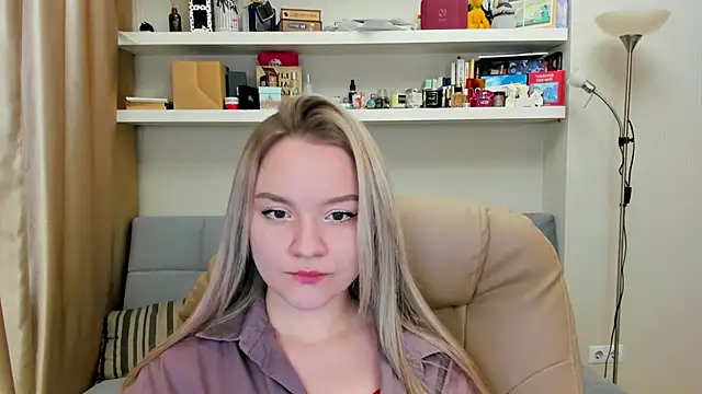 Kara Smith  online show from December 2024 10:23:01 PM