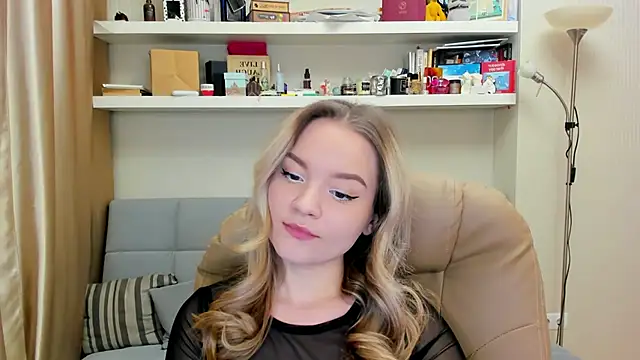 Kara Smith  online show from January 2025 10:06:01 PM