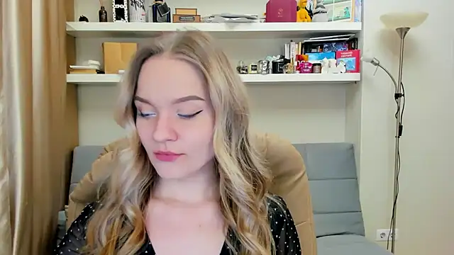 Kara Smith  online show from January 2025 11:03:01 PM