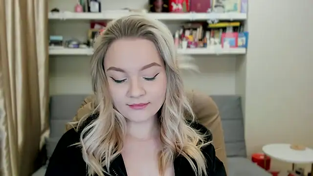 Snapshot of Kara_Smith_ chatting on February 2026 11:23:01 PM Kara Smith online show from February 2026 11:23:01 PM