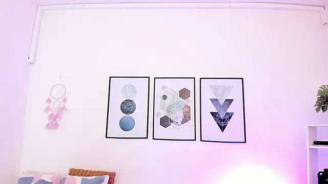 Snapshot of dullce77 chatting on September 2025 07:25:01 PM dullce77 online show from September 2025 07:25:01 PM