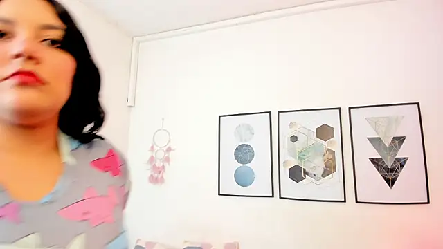 Snapshot of dullce77 chatting on September 2025 07:19:02 PM dullce77 online show from September 2025 07:19:02 PM