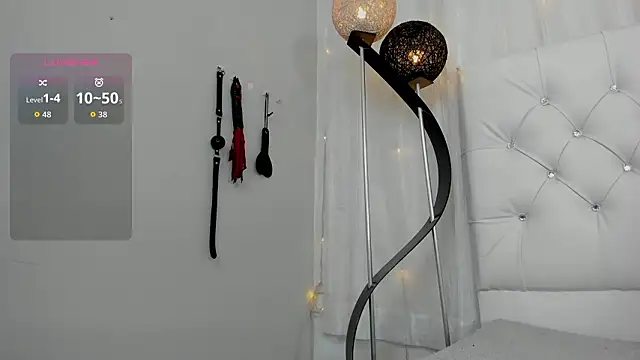 sarah temptation online show from February 2026 09:16:01 PM