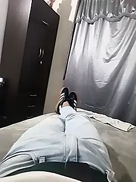 Snapshot of Andy-rtg chatting on March 2025 11:36:02 PM Andy-rtg online show from March 2025 11:36:02 PM