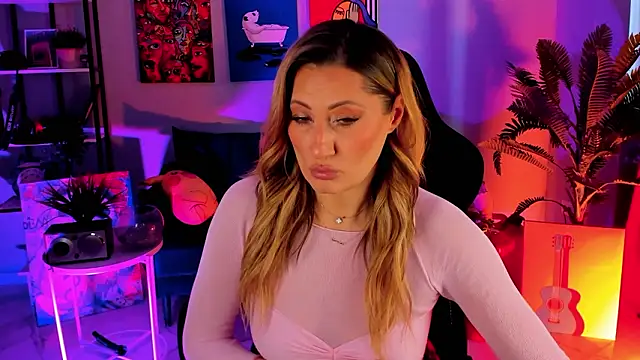 SarahAlluring online show from February 2026 11:46:02 AM