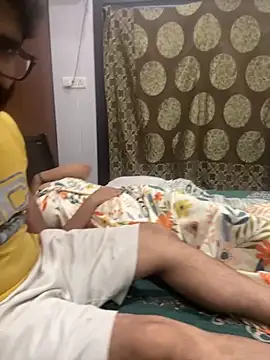 Snapshot of lustyindiancouple chatting on March 2025 07:09:02 AM lustyindiancouple online show from March 2025 07:09:02 AM