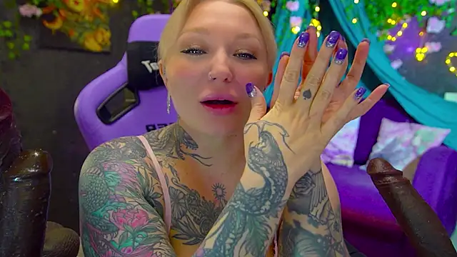 BlackedBarbie online show from May 2026 07:01:01 PM