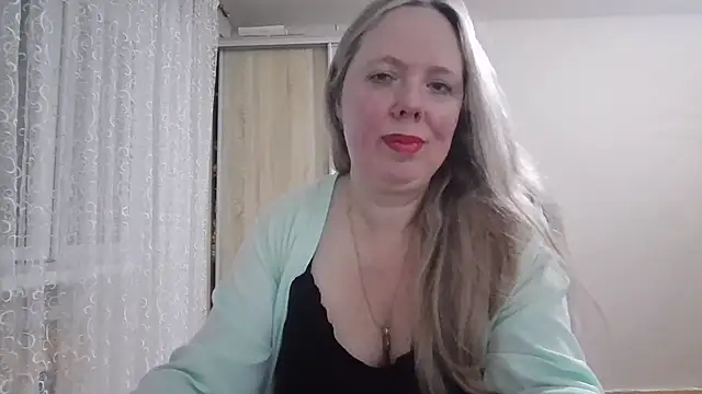 Irina3718 online show from March 2025 04:45:01 PM