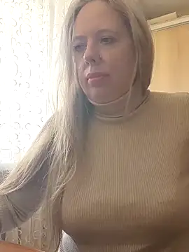 Irina3718 online show from October 2025 11:33:02 AM