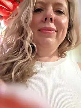 Snapshot of Irina3718 chatting on May 2026 10:36:01 AM Irina3718 online show from May 2026 10:36:01 AM