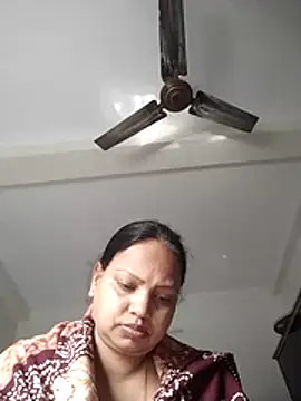 Snapshot of Arohi35 chatting on February 2026 04:08:02 AM Arohi35 online show from February 2026 04:08:02 AM