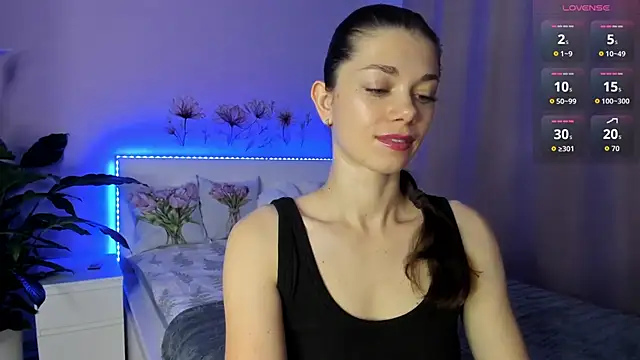 Eva McCoy online show from October 2025 07:38:02 AM