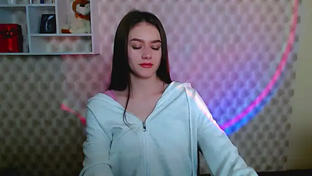 LanaTey online show from April 2026 03:18:02 PM