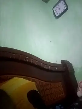 Snapshot of VictoriaLuxe chatting on October 2025 12:02:01 AM VictoriaLuxe online show from October 2025 12:02:01 AM