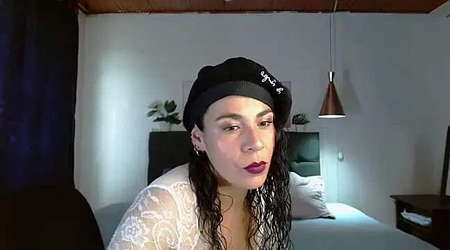 mia velvet1 online show from March 2025 03:39:01 PM