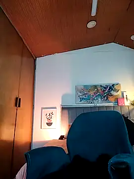 Rose Thompson1 online show from October 2025 01:41:02 PM