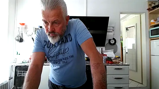 Berg Boy online show from June 2026 11:49:02 AM