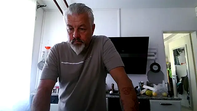 Berg Boy online show from June 2026 07:13:01 AM