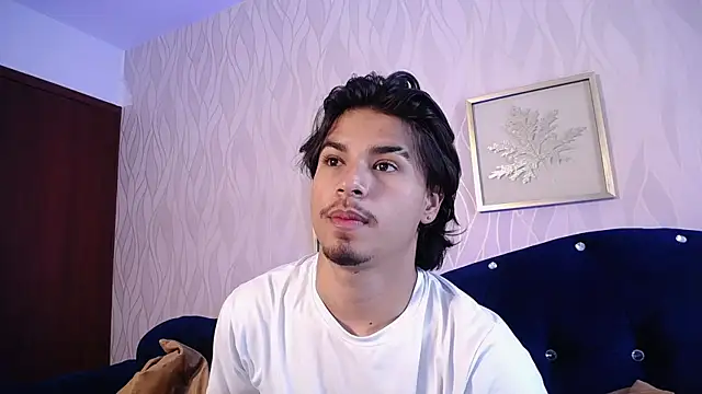 MathewAdams online show from December 2025 06:25:02 PM