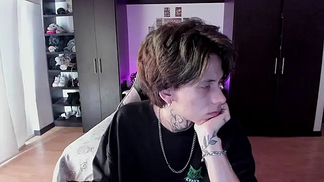 xIce Boy online show from February 2026 01:38:02 PM