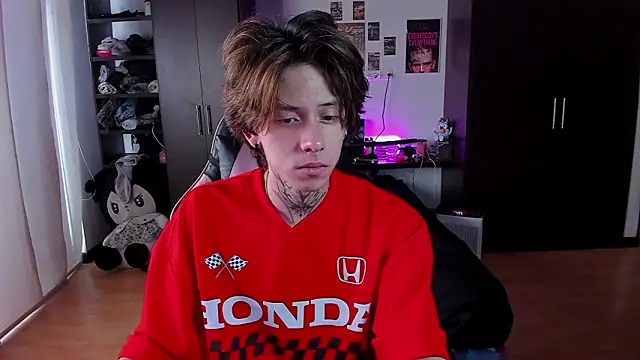 xIce Boy online show from March 2026 02:20:02 PM