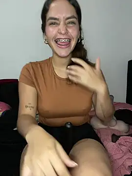 Snapshot of bran_lindi chatting on June 2026 10:15:02 PM bran lindi online show from June 2026 10:15:02 PM