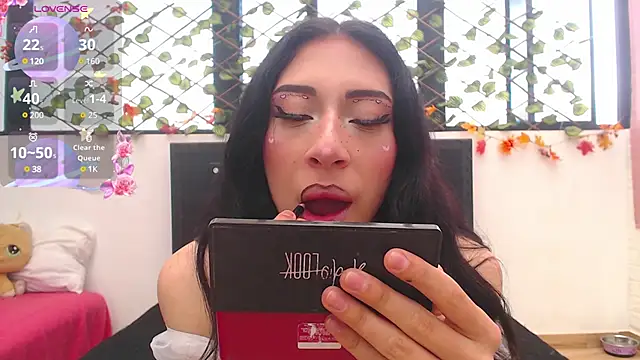 Snapshot of madison__rey chatting on March 2025 02:45:01 PM madison  rey online show from March 2025 02:45:01 PM