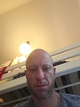 Snapshot of svenpfeifer chatting on May 2026 04:34:01 PM svenpfeifer online show from May 2026 04:34:01 PM