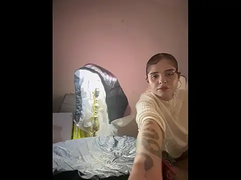 LoganPeny online show from January 2026 09:59:01 AM