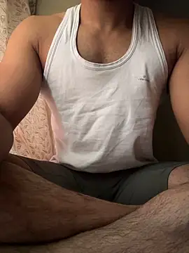 Snapshot of TallMuscularBBC chatting on March 2025 07:53:01 AM TallMuscularBBC online show from March 2025 07:53:01 AM