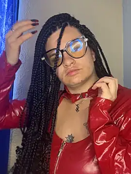 Snapshot of Mistress_Niky_ chatting on November 2025 03:47:02 PM Mistress Niky  online show from November 2025 03:47:02 PM