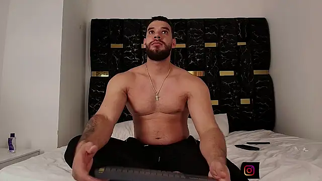 Snapshot of chris_blake__ chatting on September 2025 07:06:02 PM chris blake   online show from September 2025 07:06:02 PM