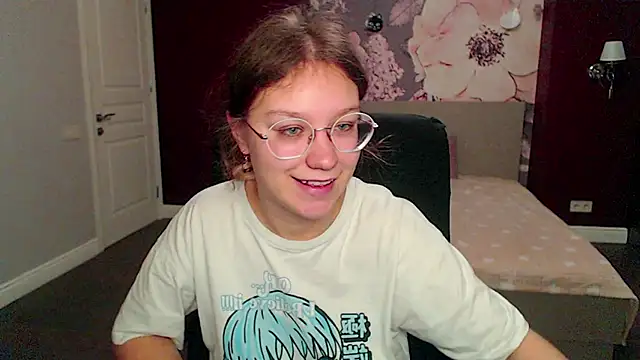 AngelinaLow online show from March 2025 03:19:01 PM