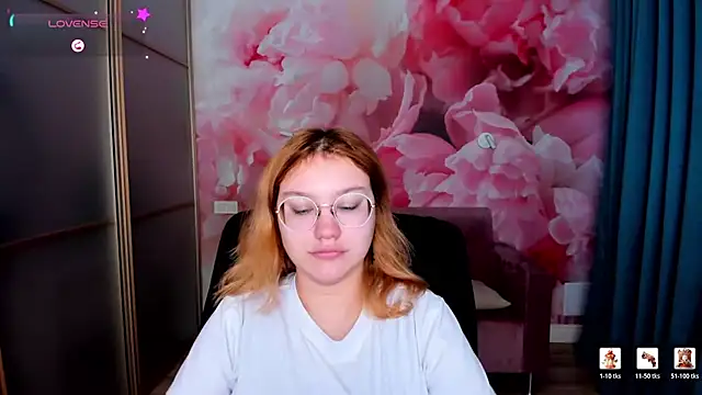 AngelinaLow online show from January 2026 06:29:01 AM