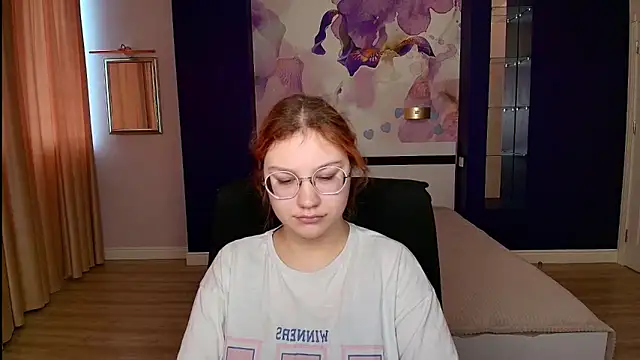 AngelinaLow online show from February 2026 12:27:01 PM