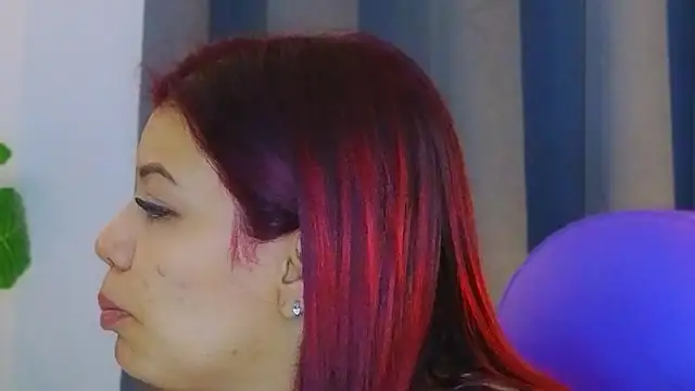 TiffanyWalk online show from December 2025 11:51:01 AM