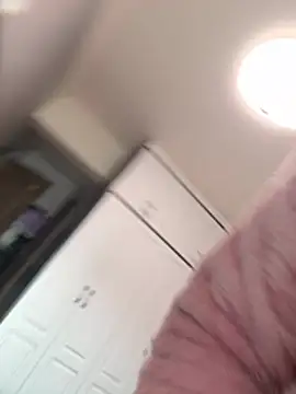 aa520uv online show from February 2026 02:17:02 AM