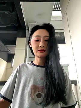 linger-23 online show from September 2025 06:15:01 AM