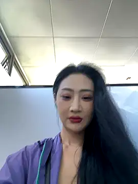 linger-23 online show from December 2025 06:52:02 AM