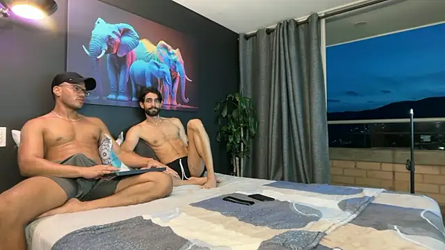 Snapshot of highlatin_guysoficial chatting on May 2026 11:35:01 PM highlatin guysoficial online show from May 2026 11:35:01 PM