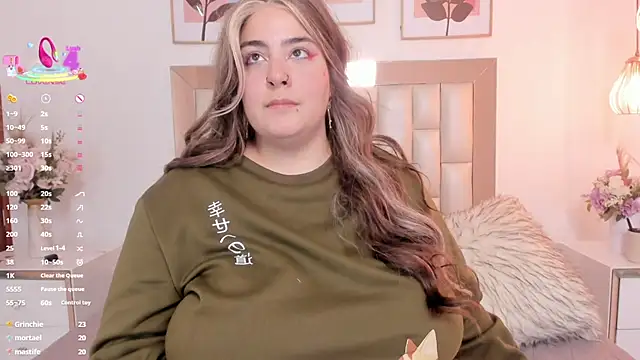 Snapshot of camilleturner1 chatting on March 2025 08:04:02 AM camilleturner1 online show from March 2025 08:04:02 AM