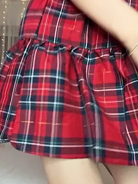 TwinTemptations online show from November 2025 06:40:01 PM