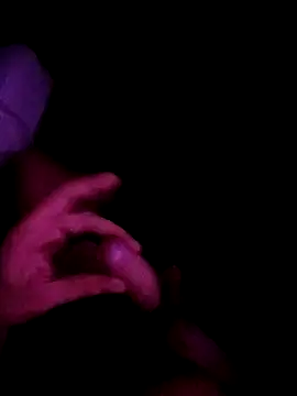 Snapshot of kredazzbigdick chatting on October 2025 05:02:02 AM kredazzbigdick online show from October 2025 05:02:02 AM