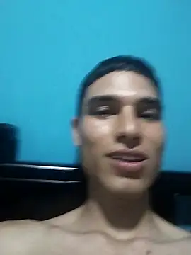 Snapshot of Saul_yei chatting on March 2025 03:18:02 AM Saul yei online show from March 2025 03:18:02 AM